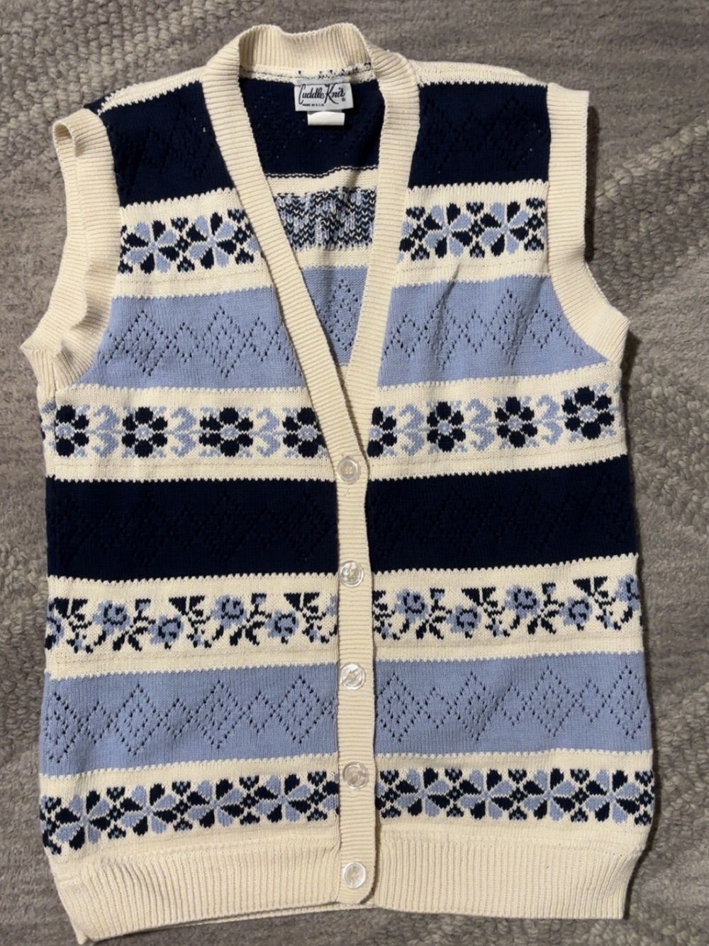 Vintage Cottagecore Floral Fair Isle sweater Vest size Small